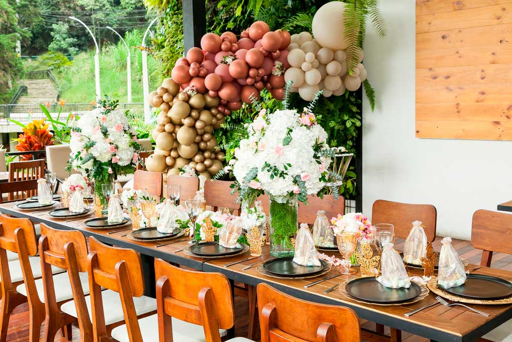 Diseño de mesas para comuniones: una decoración encantadora - Restaurante  Casa Moral